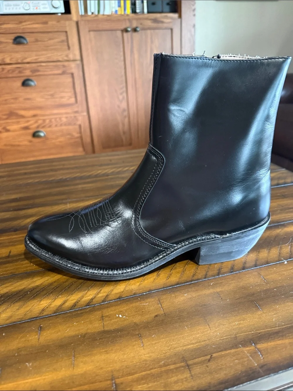 Leather Classics Men's Black Leather Zip-Up Western Stitch Ankle Boots, Size 11D